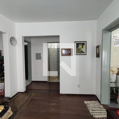 Casa à venda com 154m², 3 quartos e 3 vagasSala