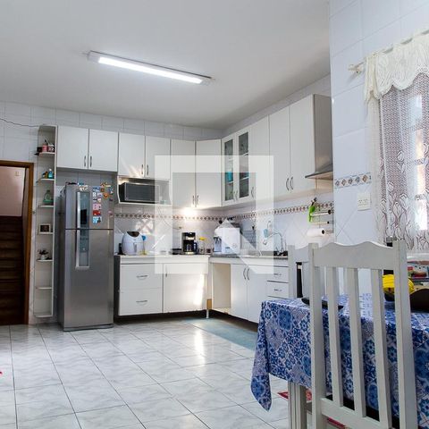 Casa à venda com 237m², 4 quartos e 4 vagasCozinha