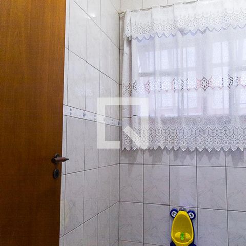 Casa à venda com 237m², 4 quartos e 4 vagasLavabo