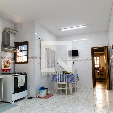 Casa à venda com 237m², 4 quartos e 4 vagasCozinha