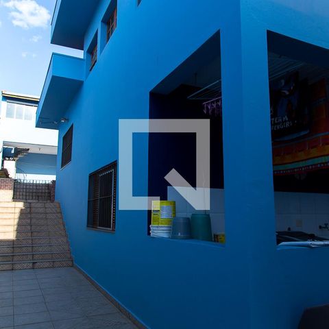 Casa à venda com 237m², 4 quartos e 4 vagasCorredor