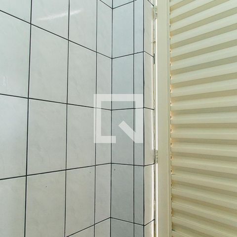 Casa à venda com 237m², 4 quartos e 4 vagasBanheiro de Serviço