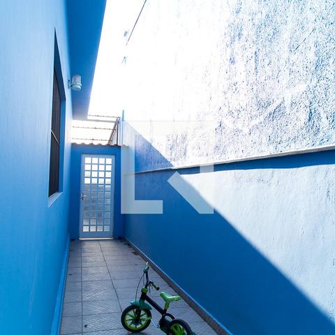 Casa à venda com 237m², 4 quartos e 4 vagasCorredor