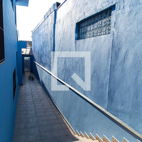 Casa à venda com 237m², 4 quartos e 4 vagasCorredor