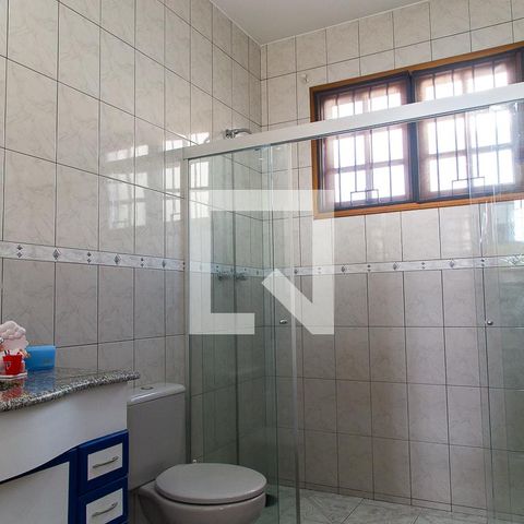 Casa à venda com 237m², 4 quartos e 4 vagasBanheiro Social