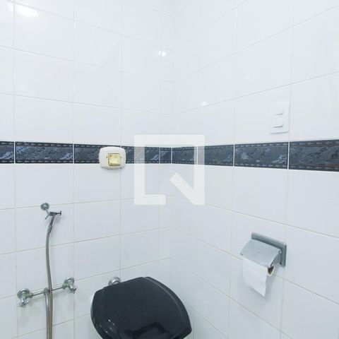 Apartamento à venda com 208m², 4 quartos e 2 vagasBanheiro