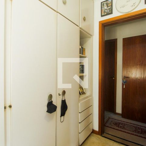 Apartamento à venda com 208m², 4 quartos e 2 vagasQuarto 1