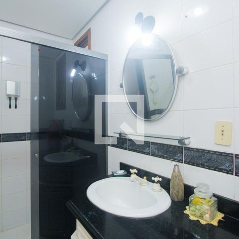Apartamento à venda com 208m², 4 quartos e 2 vagasBanheiro