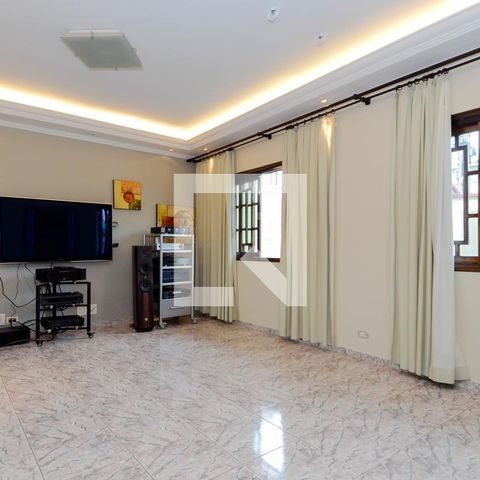 Casa à venda com 164m², 3 quartos e 3 vagasSala de Estar