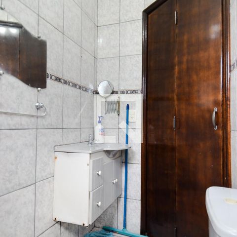 Casa à venda com 164m², 3 quartos e 3 vagasBanheiro da Suíte 1