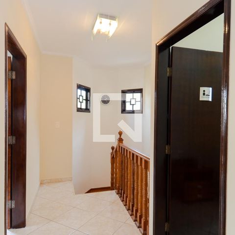 Casa à venda com 164m², 3 quartos e 3 vagasHall dos Dormitórios