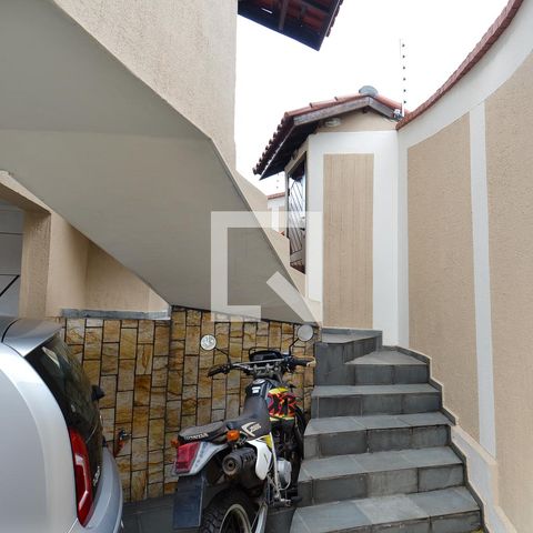 Casa à venda com 164m², 3 quartos e 3 vagasAcesso Garagem