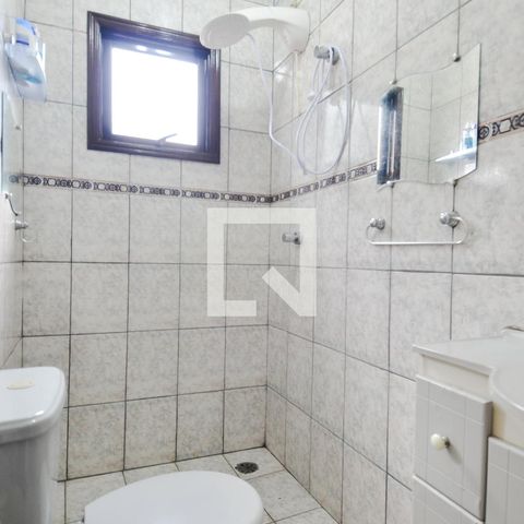 Casa à venda com 164m², 3 quartos e 3 vagasBanheiro da Suíte 1