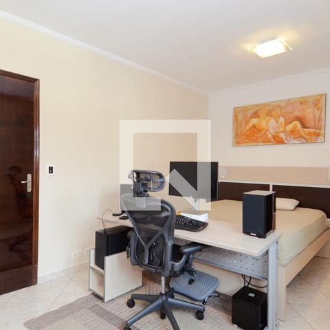 Casa à venda com 164m², 3 quartos e 3 vagasQuarto 3 - Suíte