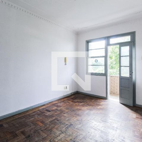 Apartamento para alugar com 73m², 2 quartos e 1 vagaSala
