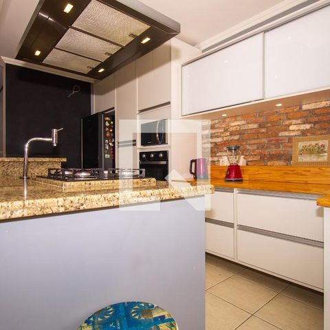 Casa para alugar com 182m², 3 quartos e 2 vagasCozinha e Área de Serviço
