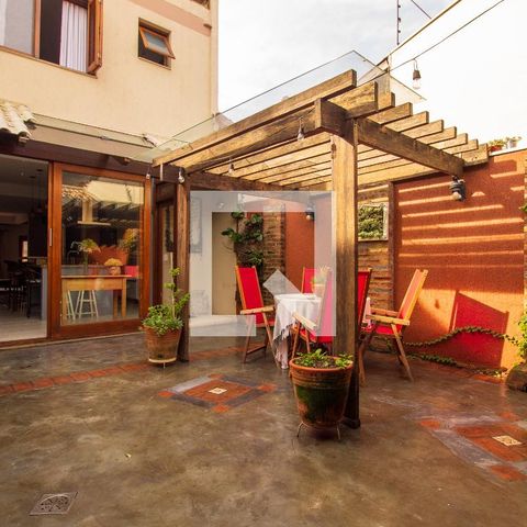 Casa para alugar com 182m², 3 quartos e 2 vagasvaranda
