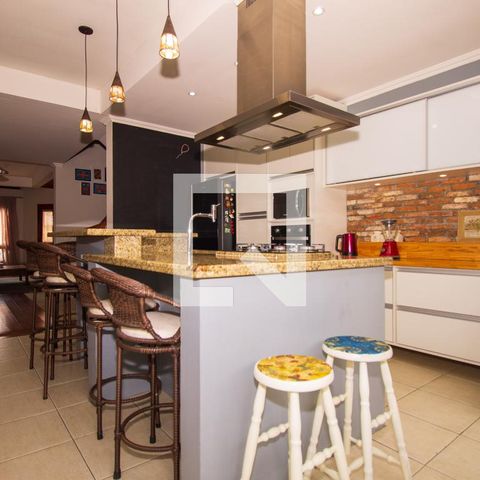 Casa para alugar com 182m², 3 quartos e 2 vagasCozinha e Área de Serviço