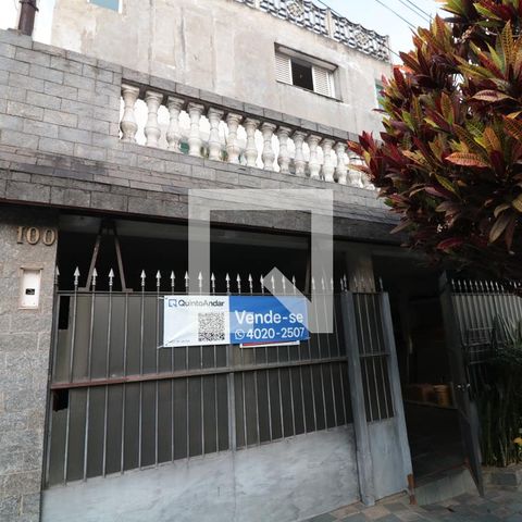 Casa à venda com 350m², 3 quartos e 2 vagasFachada - plaquinha