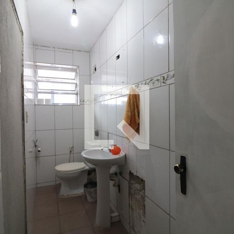 Casa à venda com 350m², 3 quartos e 2 vagasBanheiro Social 2