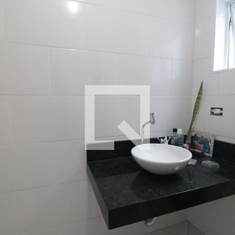 Casa à venda com 350m², 3 quartos e 2 vagasBanheiro Social