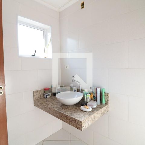Casa à venda com 350m², 3 quartos e 2 vagasBanheiro da Suíte