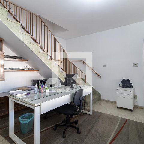 Casa à venda com 148m², 2 quartos e 2 vagasSala