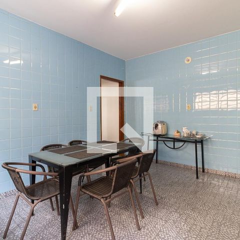 Casa à venda com 148m², 2 quartos e 2 vagasCozinha
