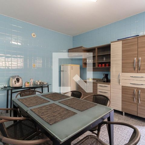 Casa à venda com 148m², 2 quartos e 2 vagasCozinha