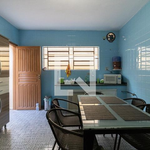 Casa à venda com 148m², 2 quartos e 2 vagasCozinha