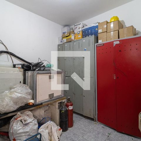 Casa à venda com 148m², 2 quartos e 2 vagasQuarto de Serviço