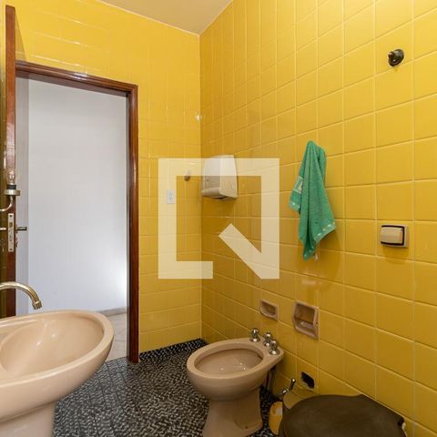 Casa à venda com 148m², 2 quartos e 2 vagasBanheiro Social 1