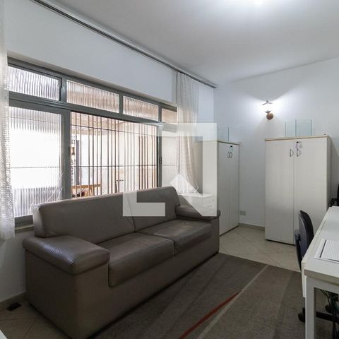Casa à venda com 148m², 2 quartos e 2 vagasSala