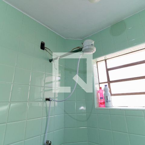 Casa à venda com 148m², 2 quartos e 2 vagasBanheiro Social 2