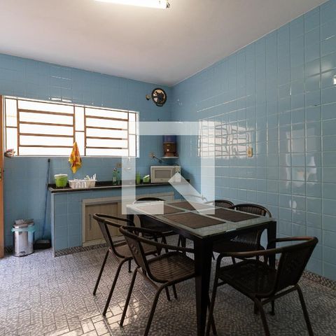 Casa à venda com 148m², 2 quartos e 2 vagasCozinha