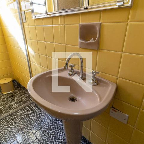 Casa à venda com 148m², 2 quartos e 2 vagasBanheiro Social 2