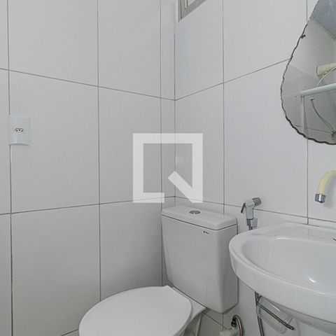 Casa para alugar com 60m², 2 quartos e sem vagaBanheiro
