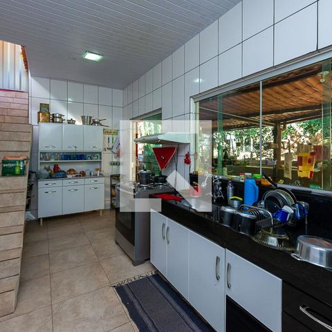 Casa à venda com 360m², 3 quartos e 2 vagasCozinha - Armários