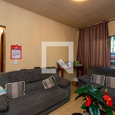 Casa à venda com 360m², 3 quartos e 2 vagasSala