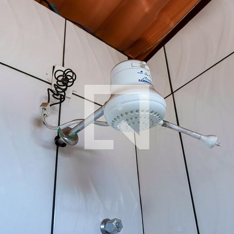 Casa à venda com 360m², 3 quartos e 2 vagasBanheiro da Suíte - Chuveiro