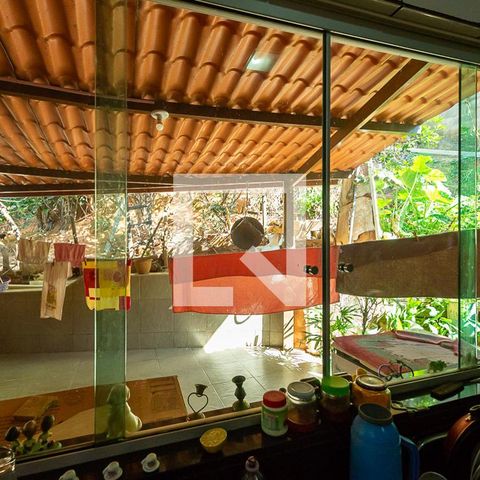 Casa à venda com 360m², 3 quartos e 2 vagasVista da Cozinha