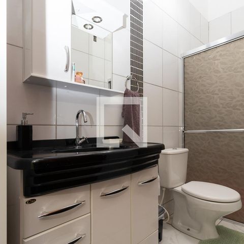 Casa à venda com 145m², 3 quartos e 2 vagasBanheiro