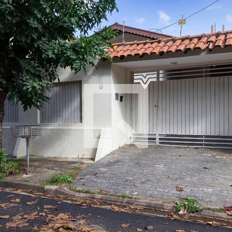 Casa à venda com 145m², 3 quartos e 2 vagasFachada