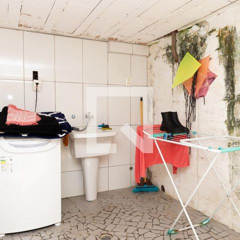 Casa à venda com 145m², 3 quartos e 2 vagasÁrea de Serviço