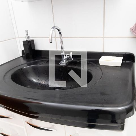 Casa à venda com 145m², 3 quartos e 2 vagasBanheiro