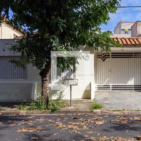 Casa à venda com 145m², 3 quartos e 2 vagasFachada