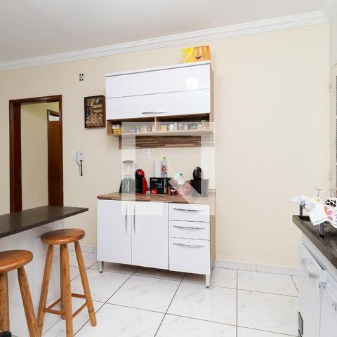 Casa à venda com 145m², 3 quartos e 2 vagasCozinha