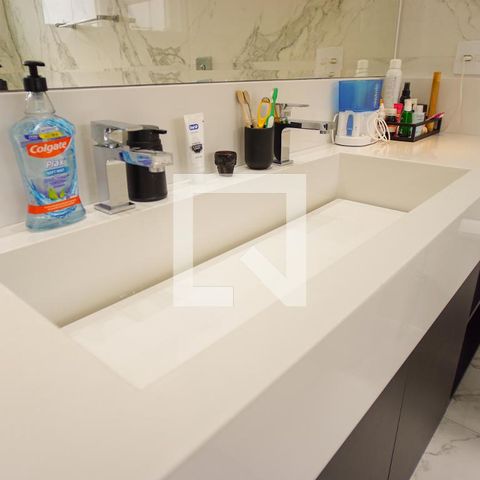 Casa de condomínio à venda com 400m², 4 quartos e 4 vagasBanheiro da Suíte 1