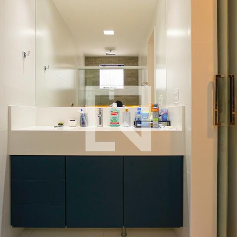 Casa de condomínio à venda com 400m², 4 quartos e 4 vagasBanheiro da Suíte 2