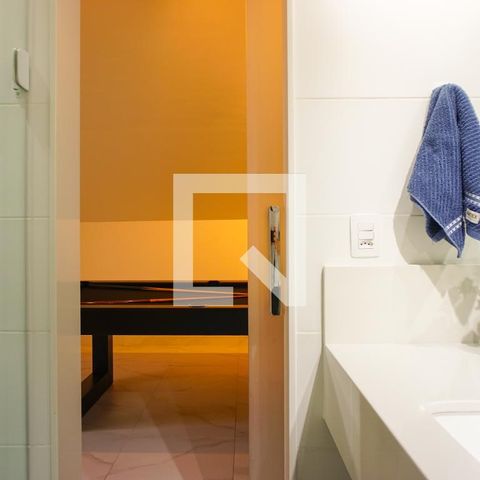 Casa de condomínio à venda com 400m², 4 quartos e 4 vagasBanheiro da Sala de Jogos